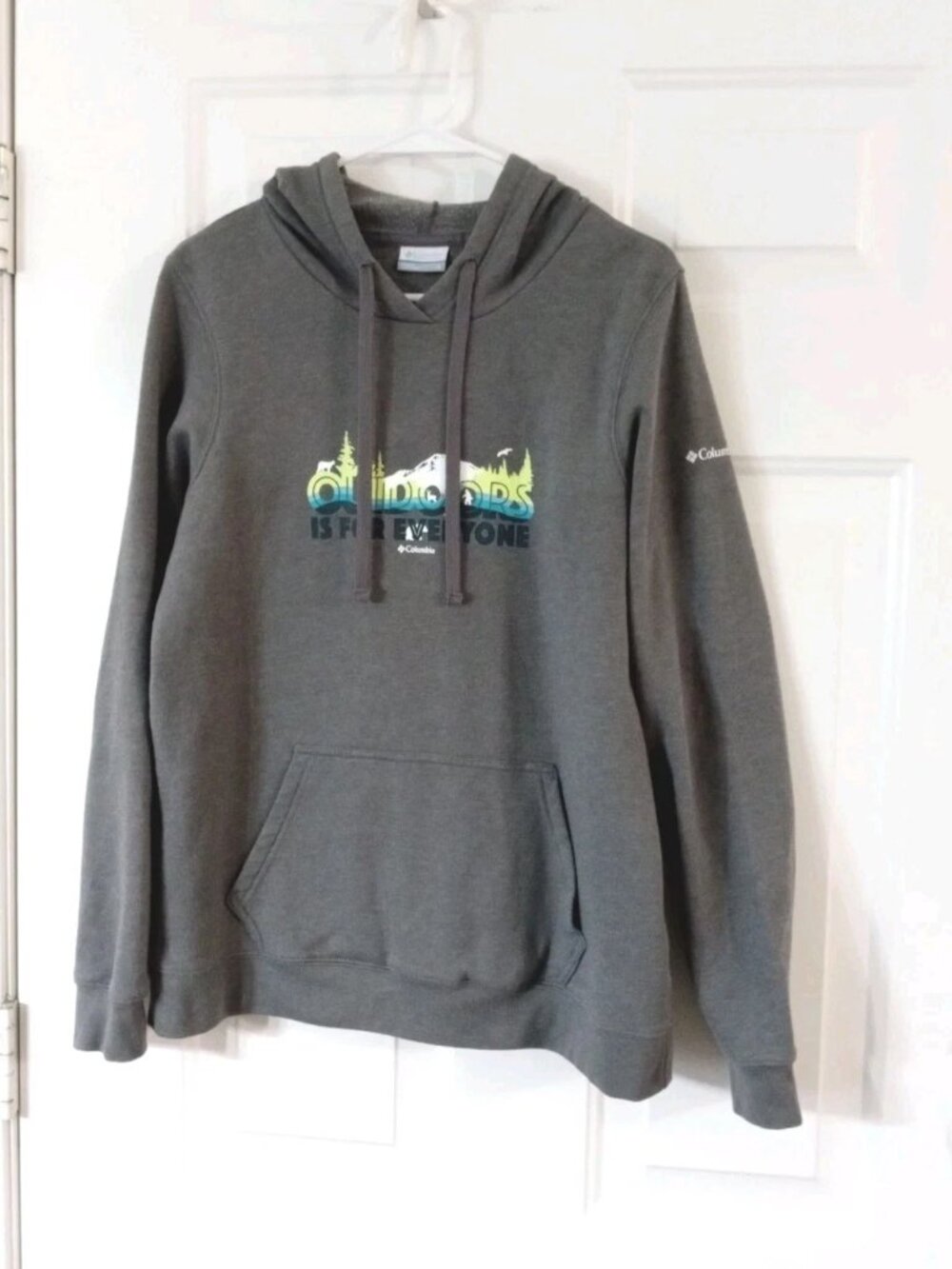Columbia Outdoors Is For Everyone Pullover Hoodie Women's Medium Gray Graphic
